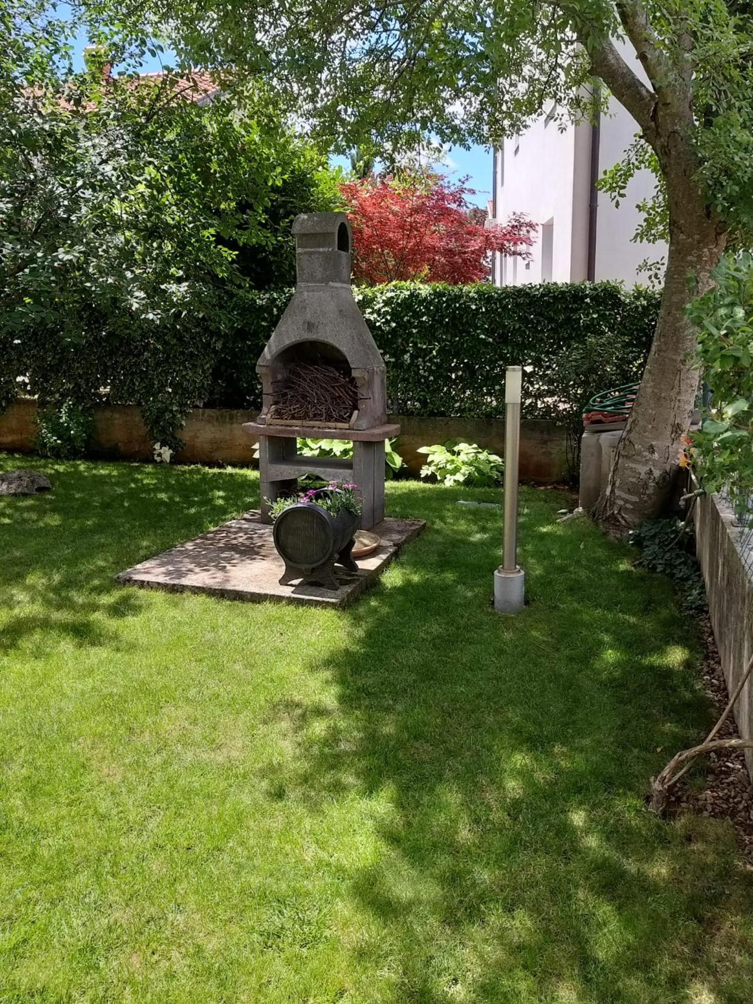 Apartmani Anita Malinska Exterior foto