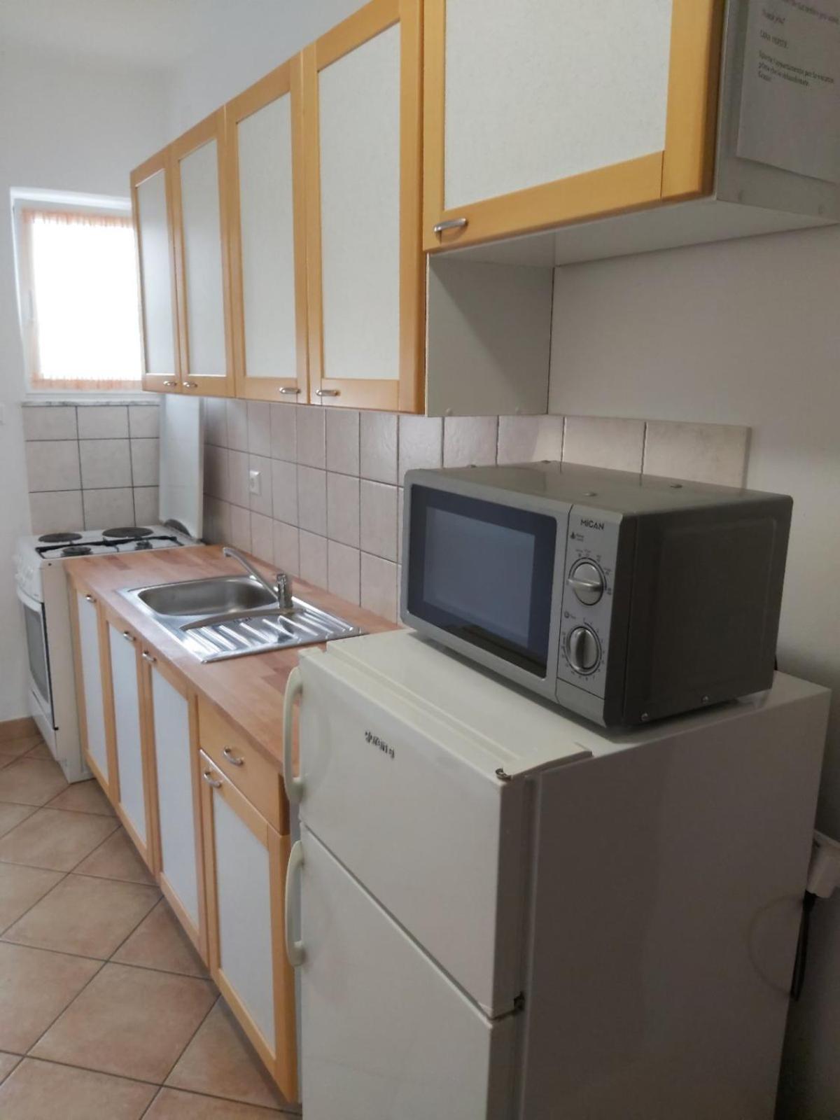 Apartmani Anita Malinska Exterior foto